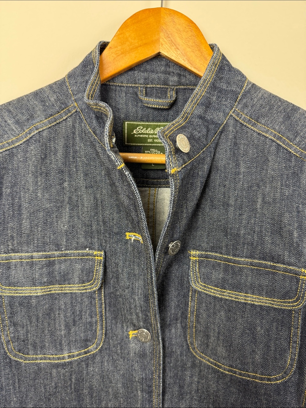Eddie Bauer Mock Neck Denim Jacket. Size Large. - Picture 2 of 6